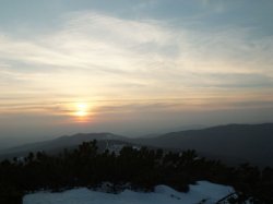 Beskid Żywiecki - Wiosenno-zimowy zachód słońca na Pilsku